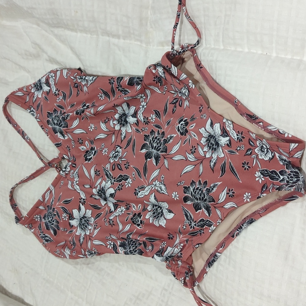 One piece swimsuit